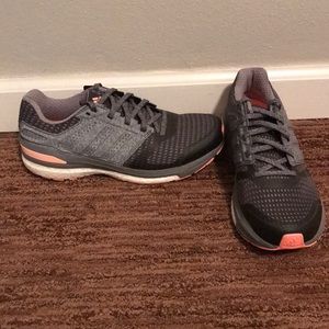 Adidas BOOST Sneakers